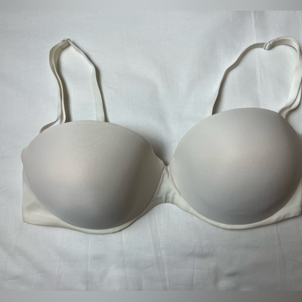 Gilligan and O’Malley Bra size 38C Lot of Two Bras